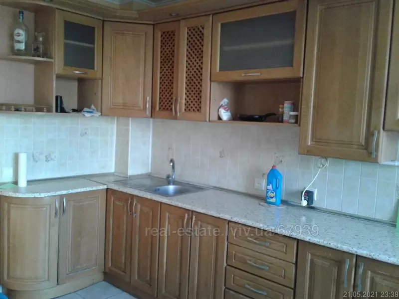 Продаж 2К квартира  Львів, Личаківський, Шафарика вул, 8 
