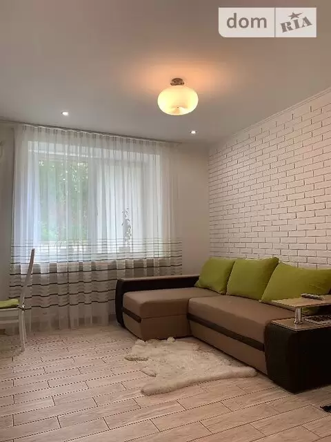 Продаж 3К квартира  Львів, Залізничний, Петлюри Симона вулиця, 25 