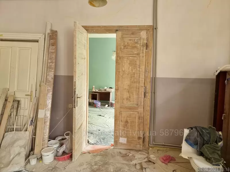 Продаж 4К квартира  Львів, Личаківський, Пекарська вулиця