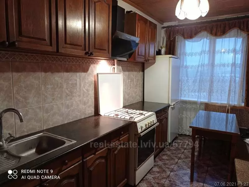 Продаж 3К квартира  Львів, Шевченківський, Чигиринська вулиця, 
