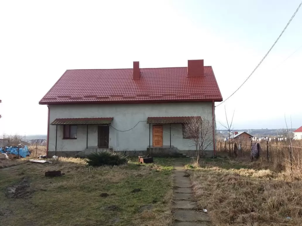 Продається частину будинку с.Сороки -Львівські