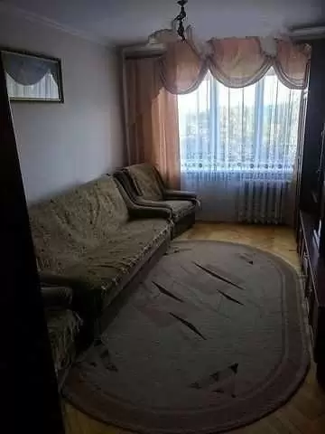 Продаж 2К квартира  Львів, Залізничний,  вулиця Роксоляни