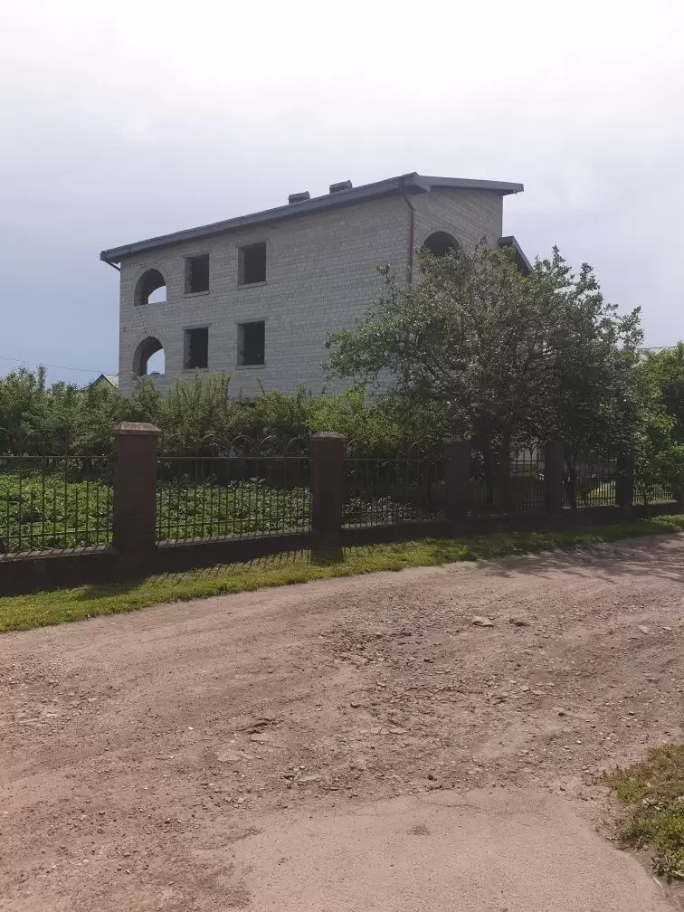 Продаж 10К будинок  Львів, Куликів