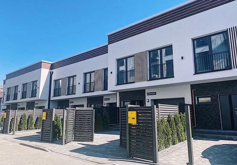 Продаж 3К будинок м. Львів, вул. Пимоненка 24