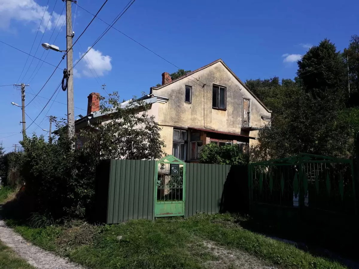 Продаж 1К частина будинку  Львів, Варшавська - Дивізійна