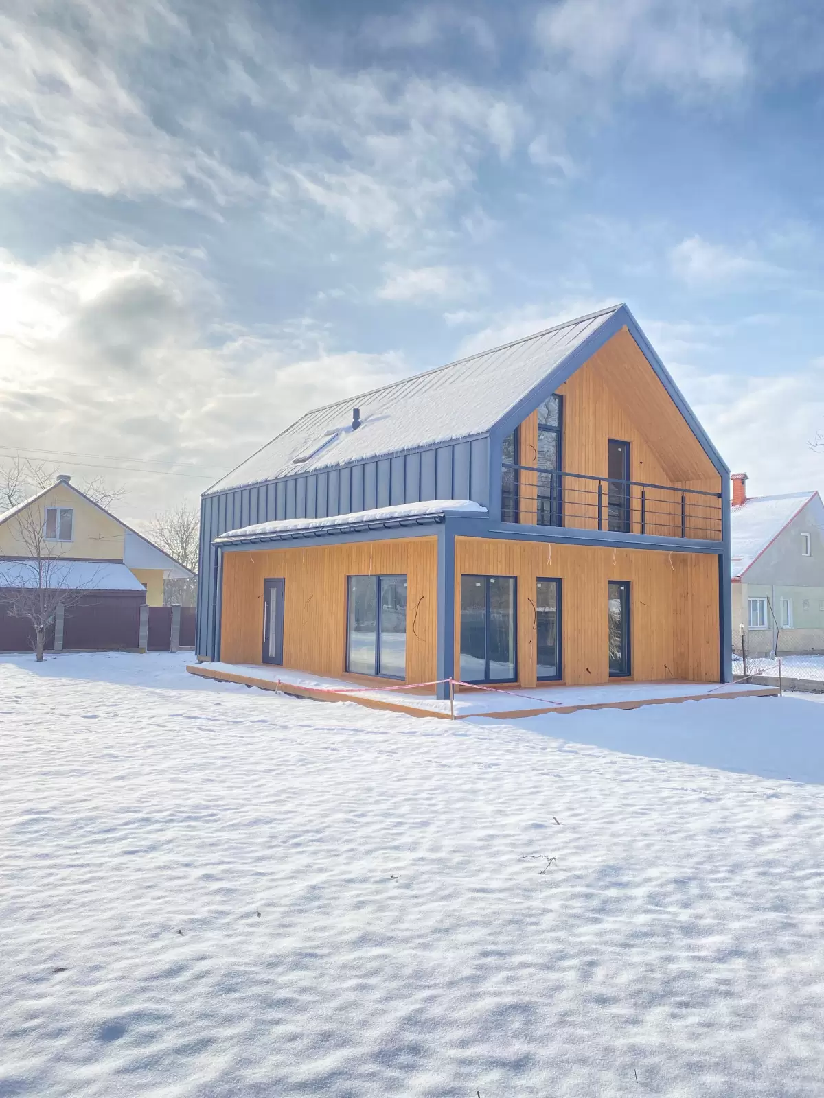Продаж 5К будинок  Львів, Липники