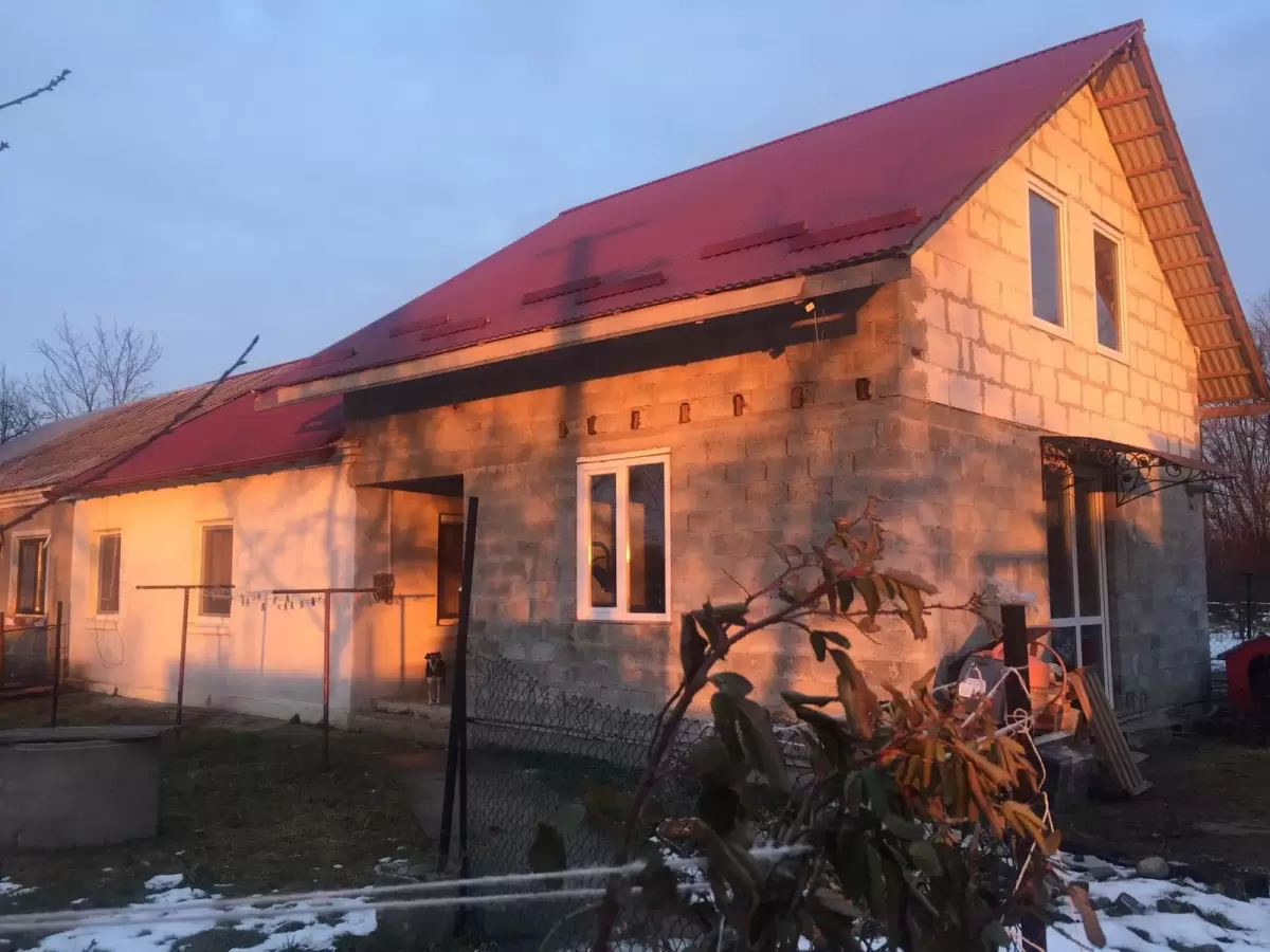 Продаж 3К будинок  Львів, Запитів