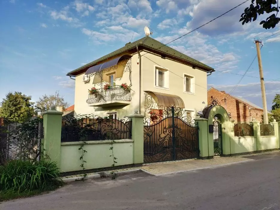 Продаж 4К будинок  Львів, м. Городок, Ярослава Мудрого 