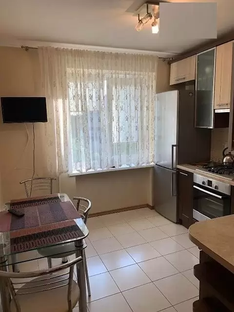 Оренда 2 К квартира Львів, Лисеницька