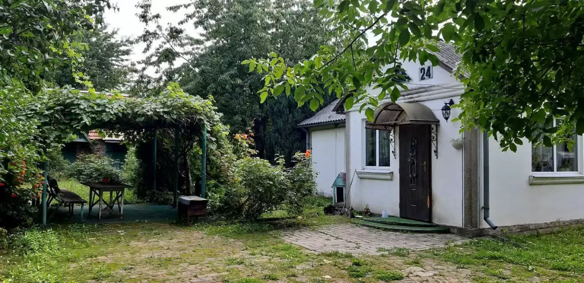 Оренда 2К квартири в особняку Львів, Персенківка