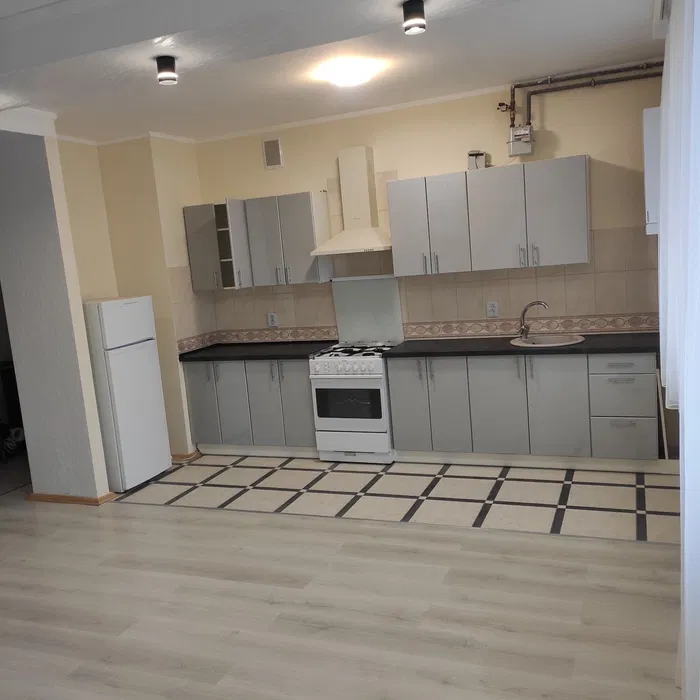 Оренда 3К квартири по вул.Лисинецькій