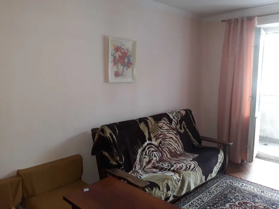 Оенда 3кім квартира Львів, Патона