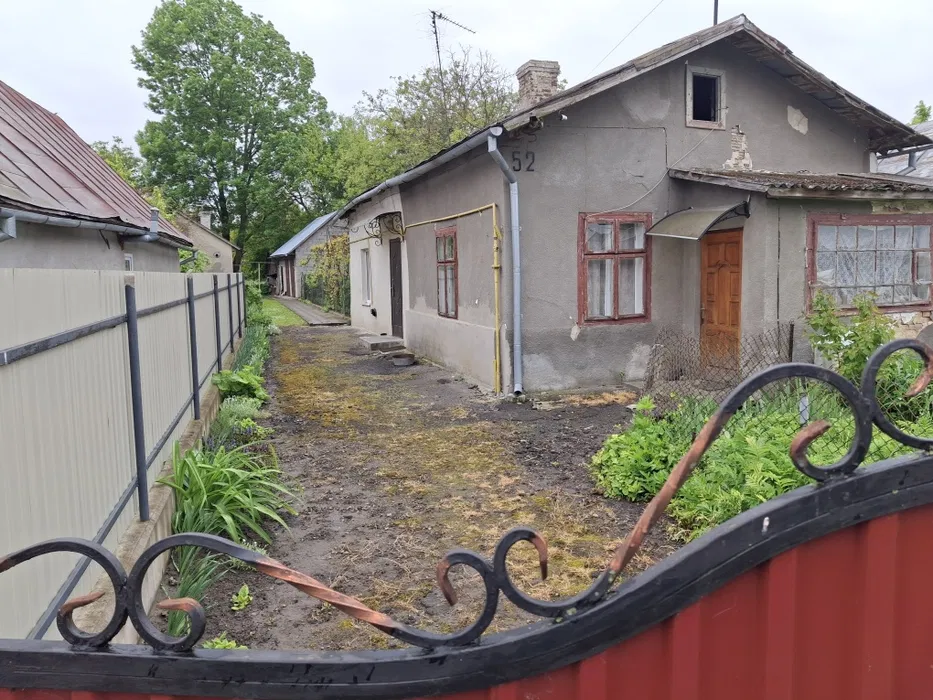 Продаж 2К КВ м. Буськ, вул. Грушевського, Львівської області
