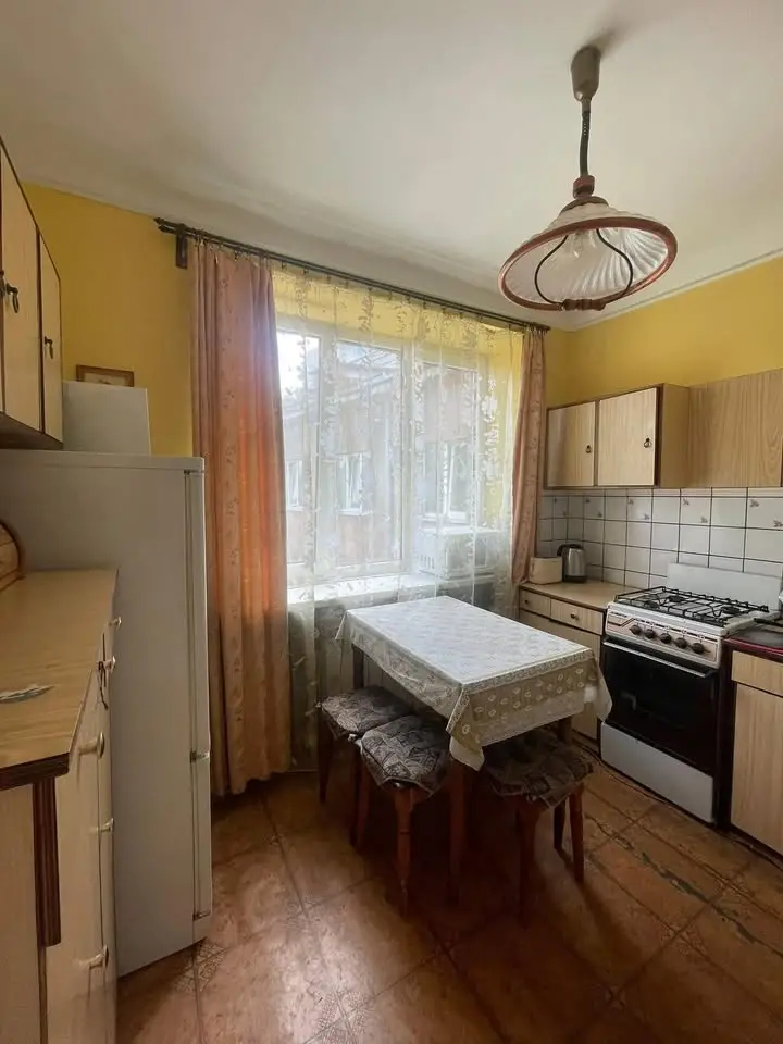 ПРОДАЖ 2К вул.Олени Степанівни Залізничний р-н м.Львів 