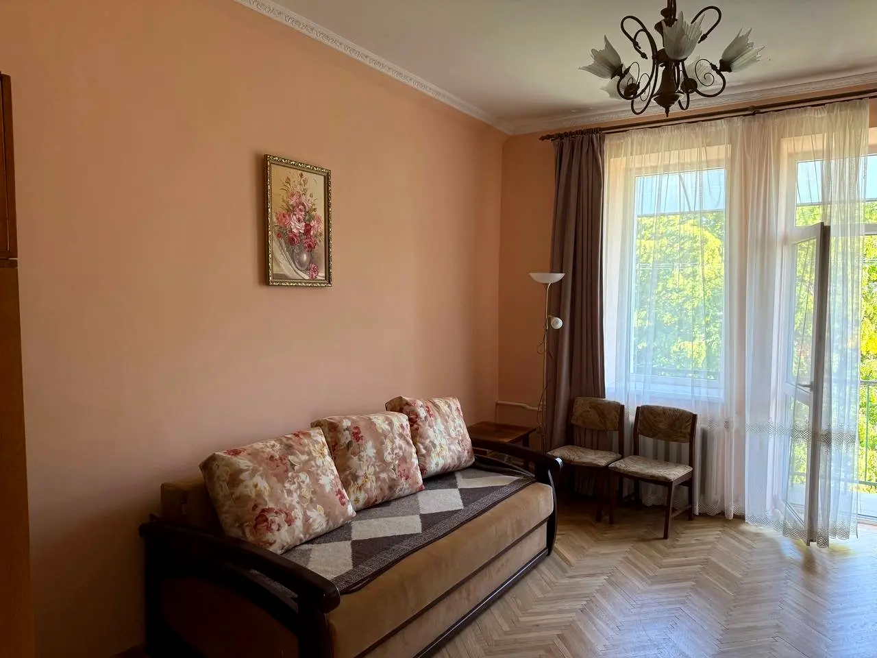 ПРОДАЖ 2К  вул. Квітнева 1 Залізничний р-н м. Львів