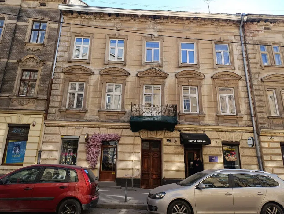 ПРОДАЖ 2К вул. Пекарська 20  Галицький р-н. м. Львів