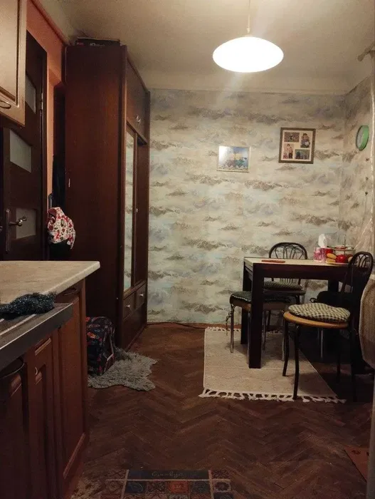 ПРОДАЖ 2К вул. Богдана Хмельницького Личаківський р-н. м. Львів