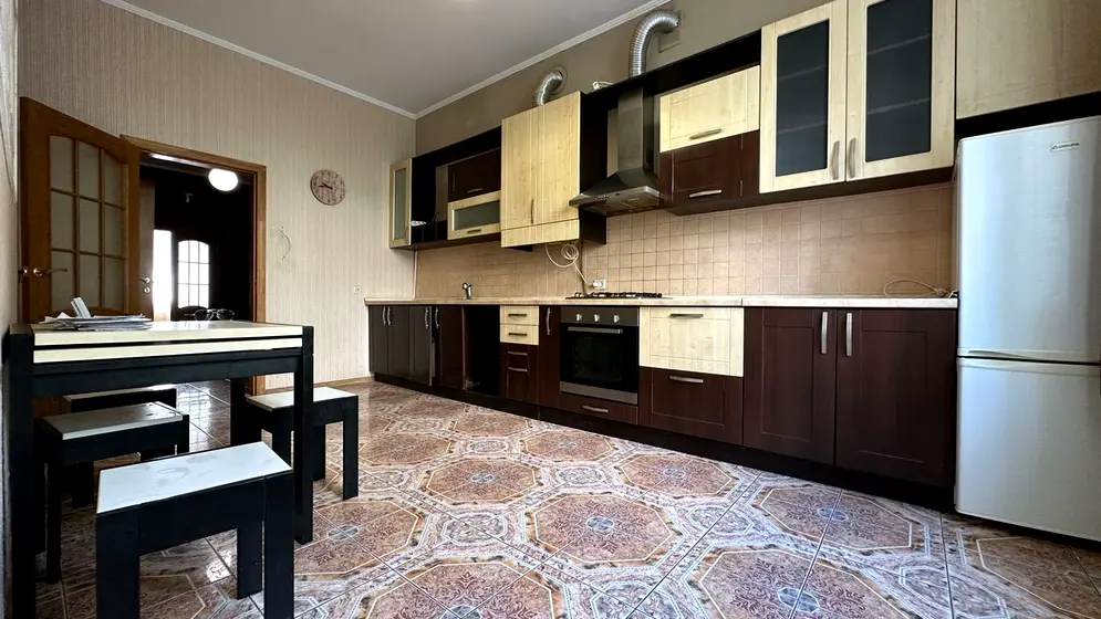 ПРОДАЖ 3К вул. І.Мечникова 20 Галицький р-н. м. Львів