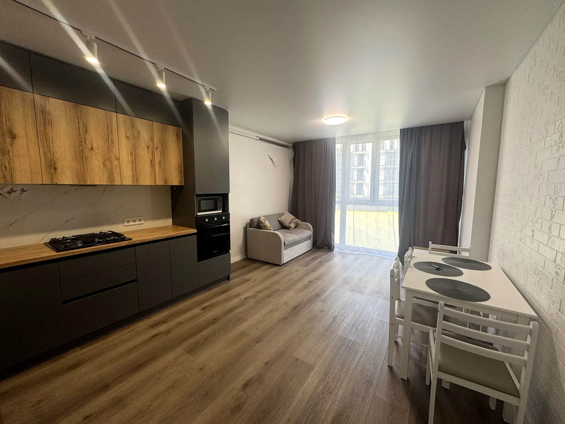 Продаж 2К КВ ЖКWasington City вул.Дж.Вашингтона, Сихівський рн