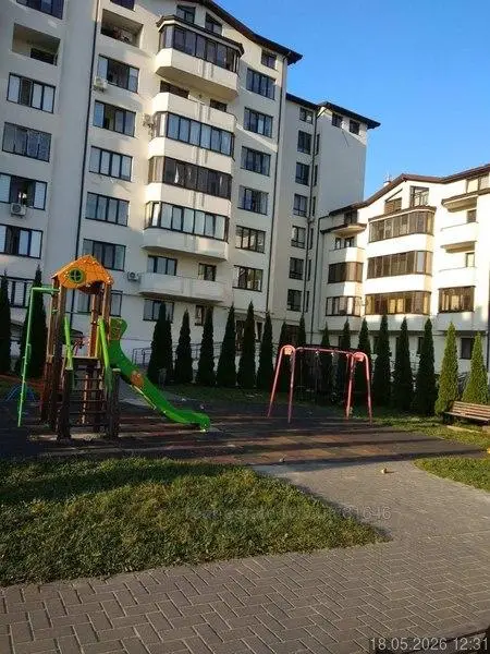 ПРОДАЖ 2К КВ, вул.Лисика, м.Винники, Львівська область