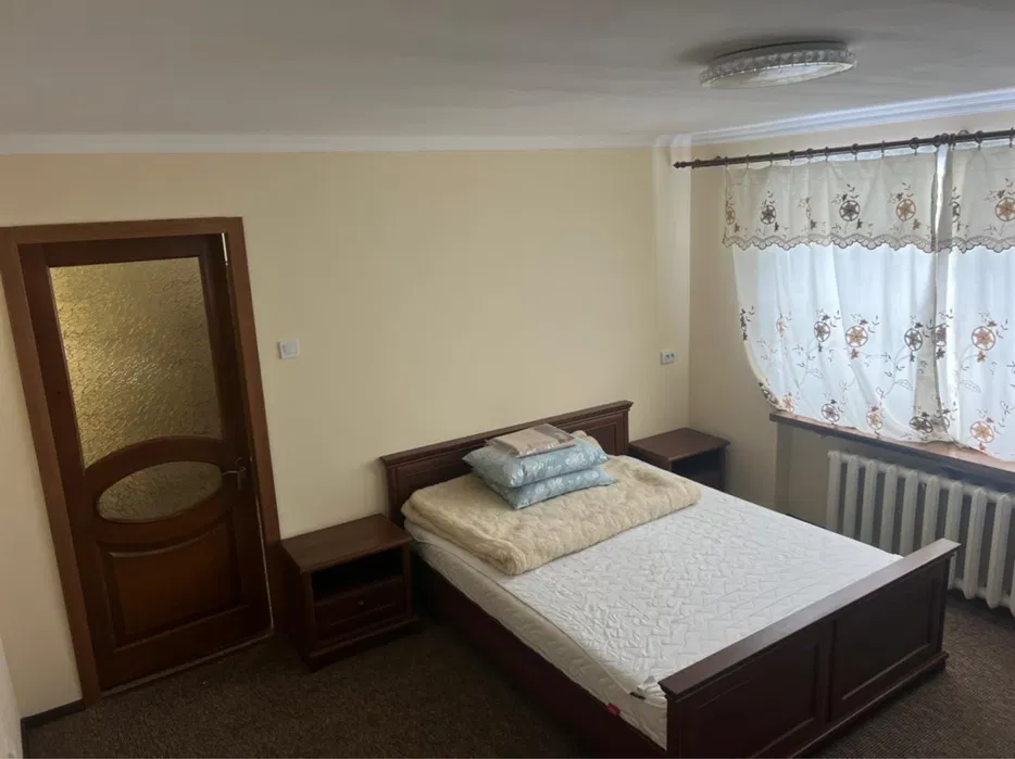 ОРЕНДА 2К КВ Вул. Садова Франківський р-н. м. Львів