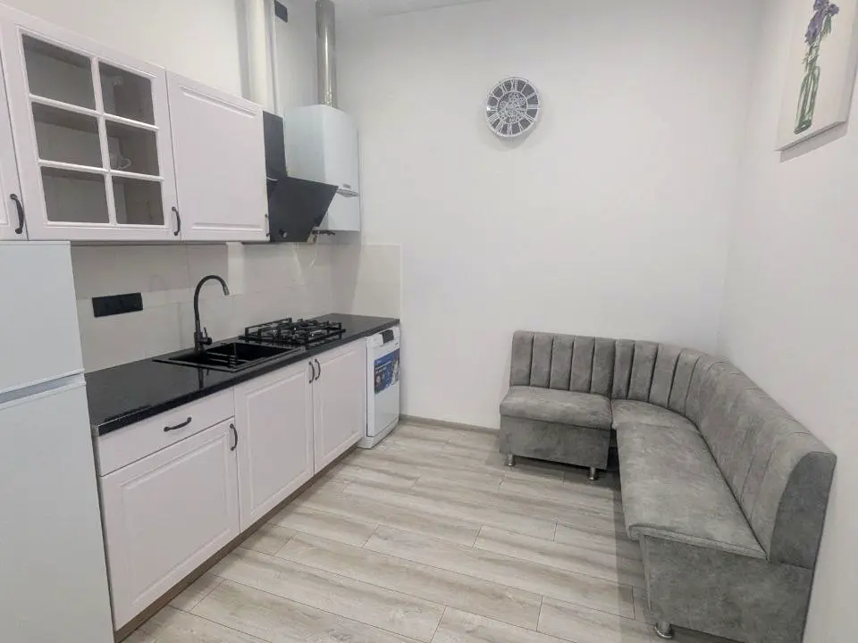ПРОДАЖ 2К КВ вул.Героїв УПА,3, Франківський рн