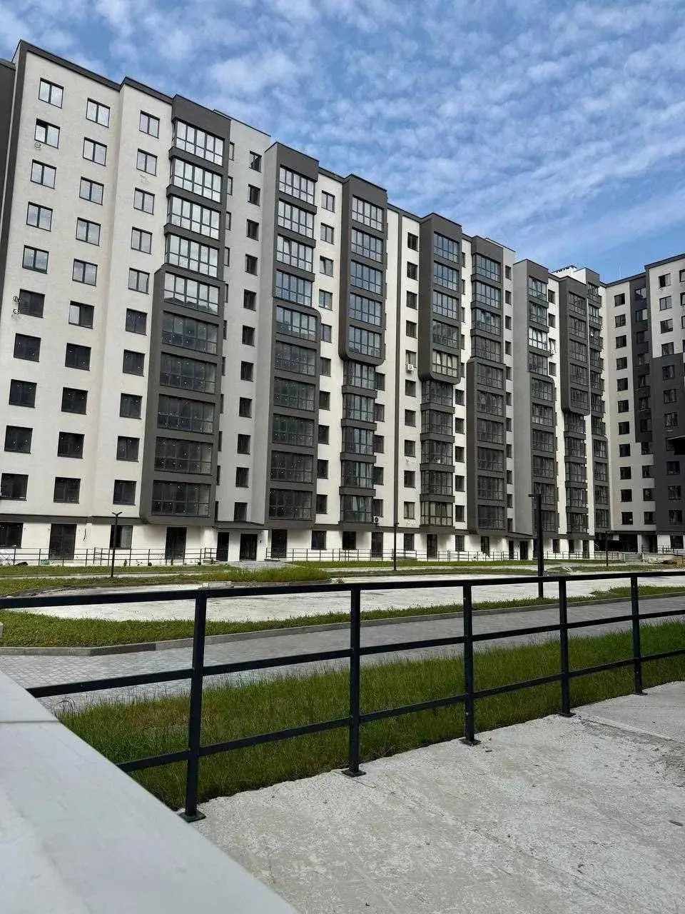 ПРОДАЖ  1К КВ ЖК R2Residence, вул.Роксоляни, Залізничний рн