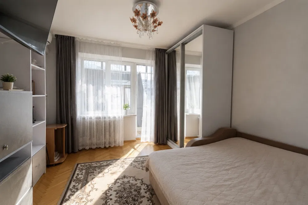 ПРОДАЖ 1К КВ вул.Петлюри, Франківський рн