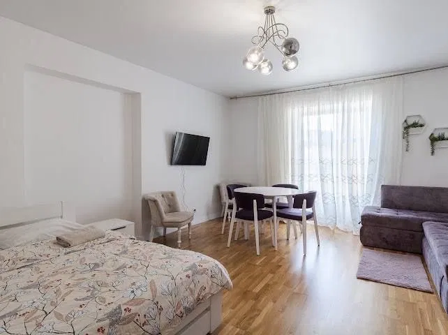 ОРЕНДА 2К КВ пл.Адама Міцкевича, Галицький рн