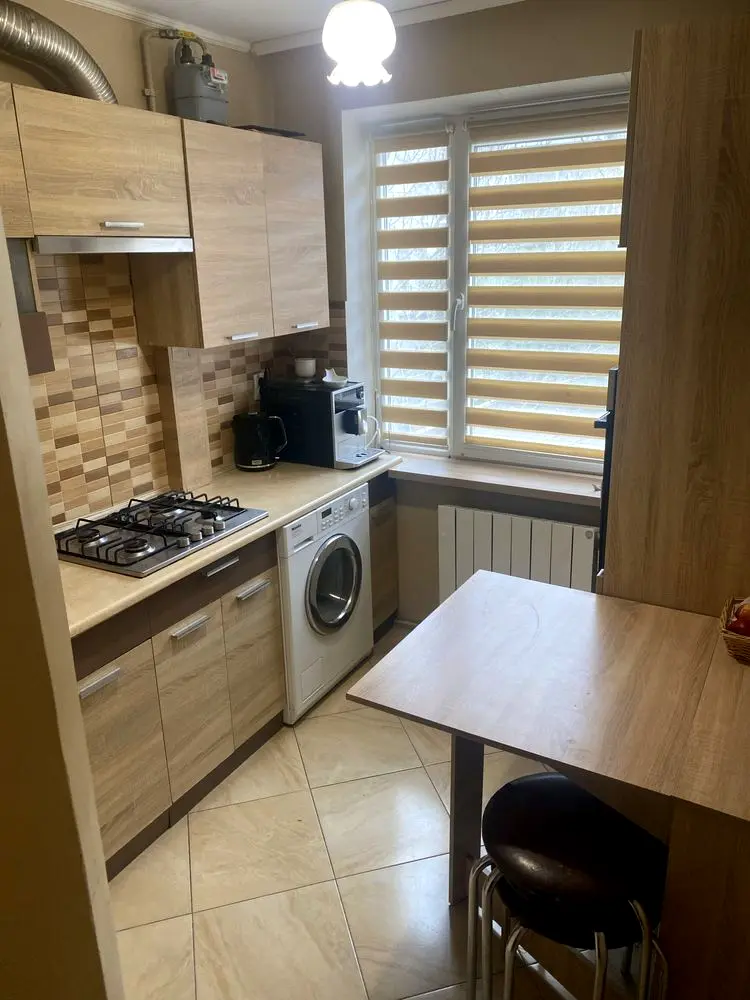 ПРОДАЖ 1К КВ вул.Найкова,18, Франківський район (Піскові озера)