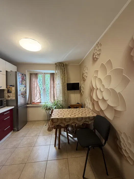 ПРОДАЖ 2К КВ вул.Полуботка, Сихівський рн