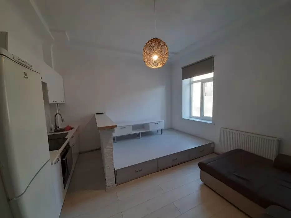 Продаж 1К Квартира  Львів, Шевченківський, Хмельницького,  28 м.кв