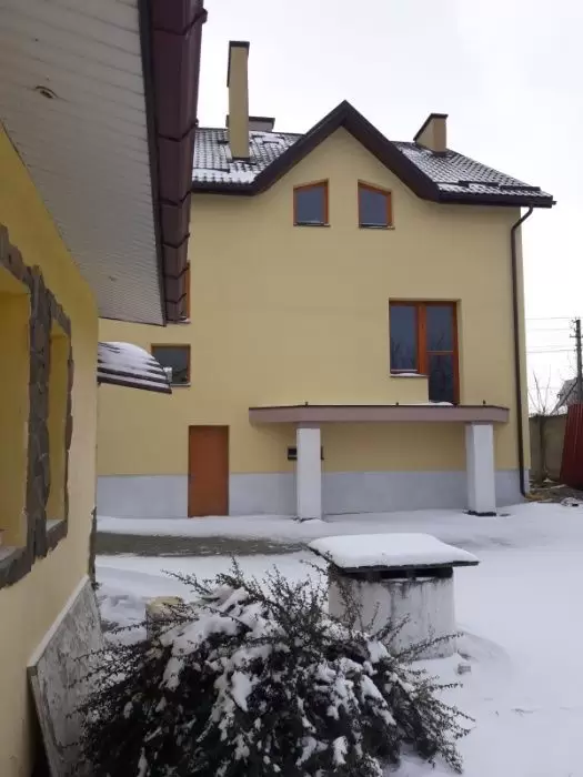  ПРОДАЖ 2-х поверховий будинок з літньою кухнею та гаражем