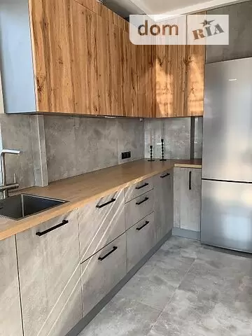 Продаж 3К Квартира  Львів, Франківський, вул Кутова  79 м.кв