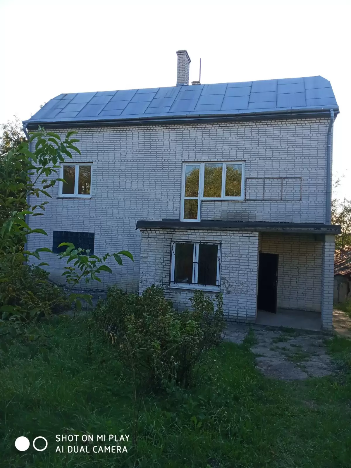 Продаж Будинок з земельною ділянкою у с.Зубра