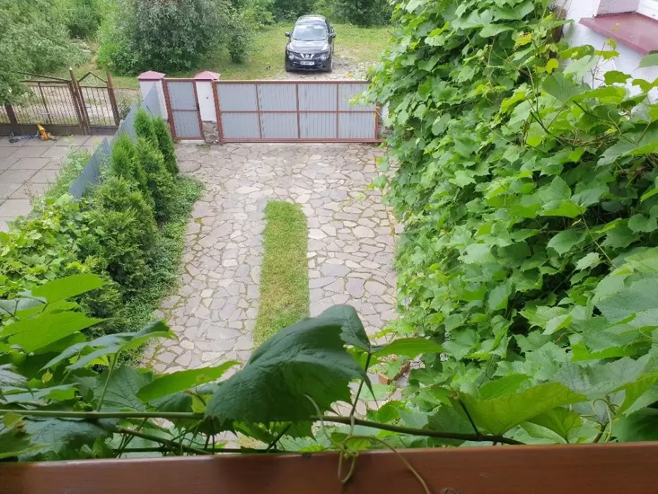 Продаж затишний будинок у Львові 