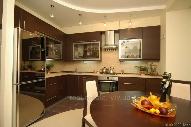 Продаж 1К Квартира  Львів, Плугова, 54 м.кв