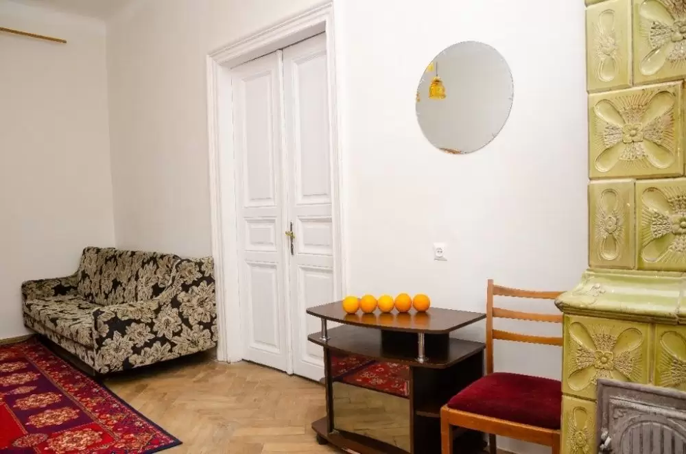 Продаж 2К Квартира  Львів, Антоновича 51 м.кв