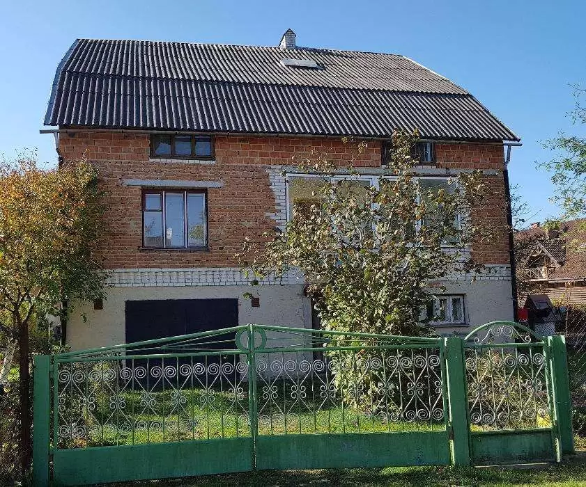 Продається частина будинку (р-н Брюхович)