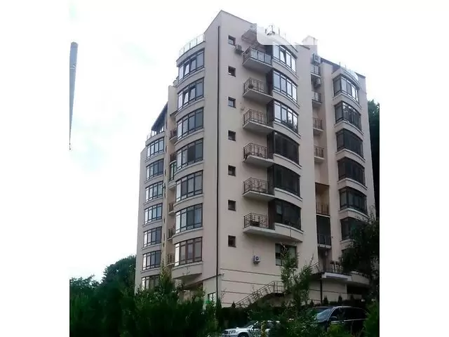 Продаж 4К Квартира  Львів, Галицький, Стуса 37  150 м.кв