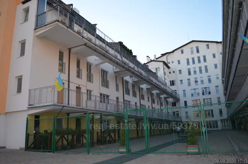 Продаж 4К Квартира  Львів, Роксоляни  128 м.кв