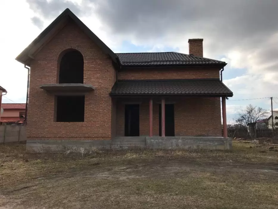 Продаж особняк в смт. Куликів 180 м.кв