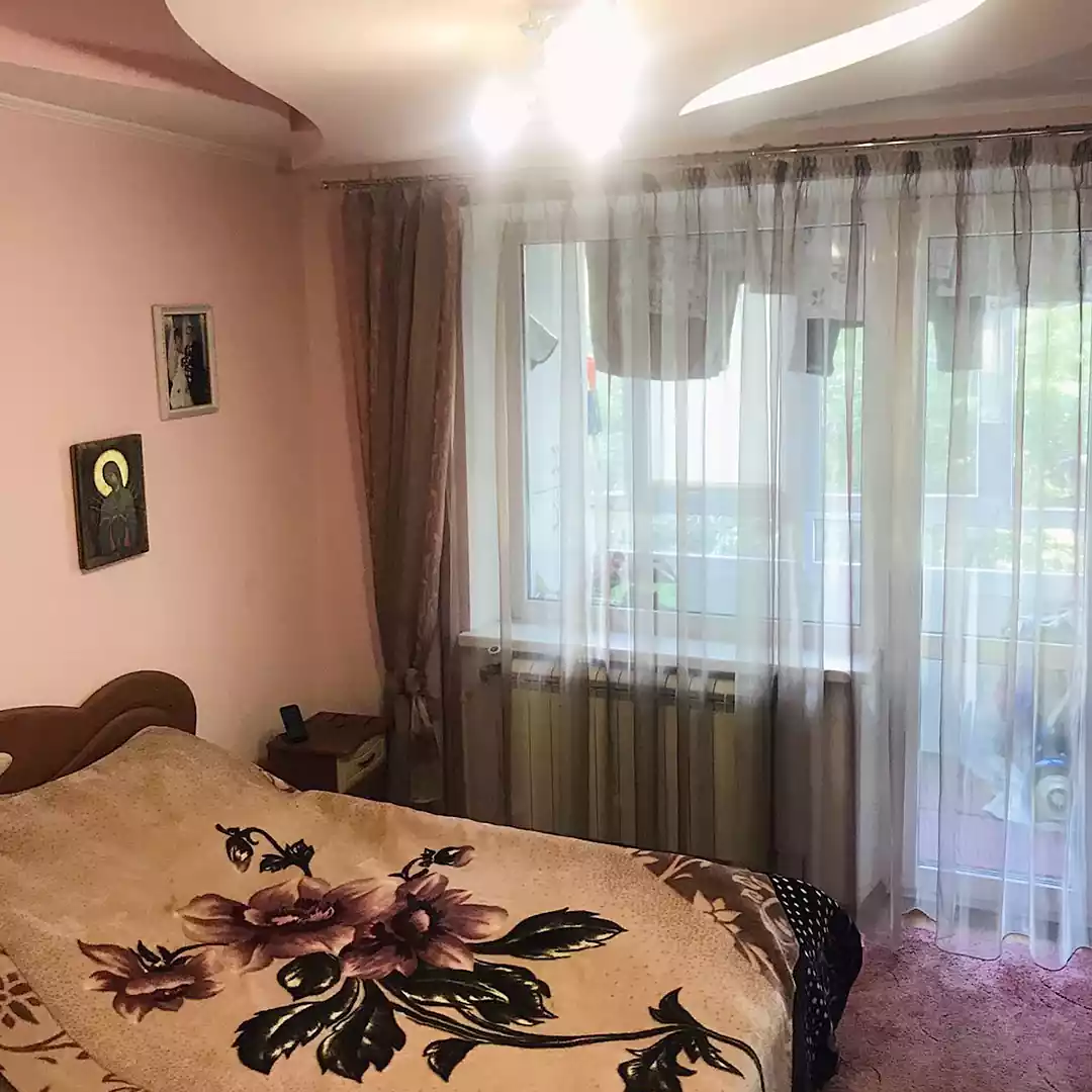 Продаж 3к пр-т Червоної калини 