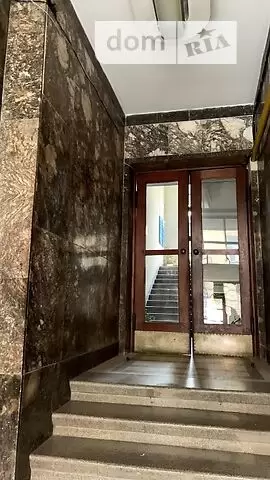 Продаж 1К Квартира  Львів, Галицький, Митна пл.  37 м.кв