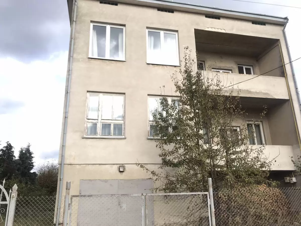 Продаж  Будинок   в Білогорщі 400 м.кв