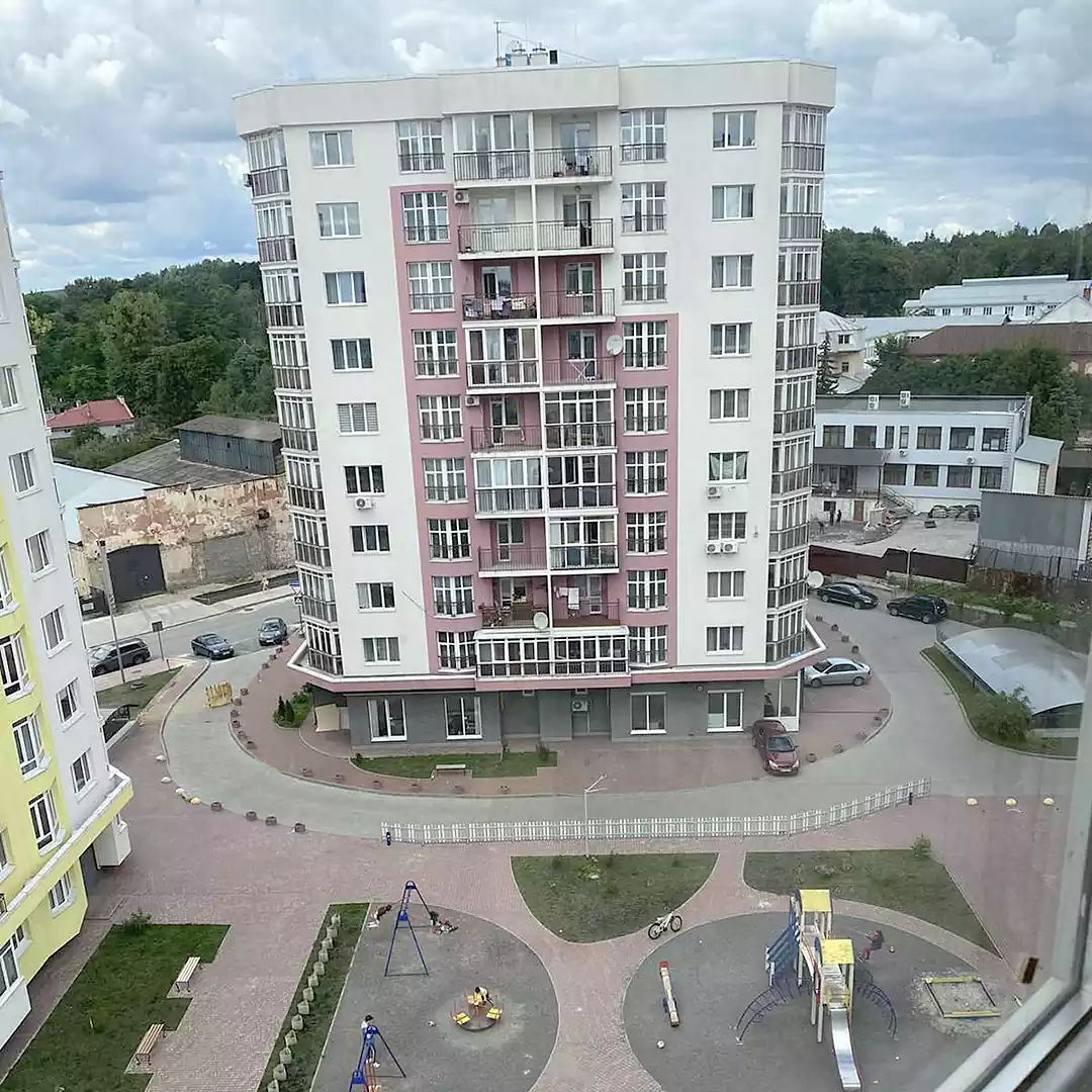 Продаж 2-х кімнатної квартири ЖК Веселка по вул.Залізничній