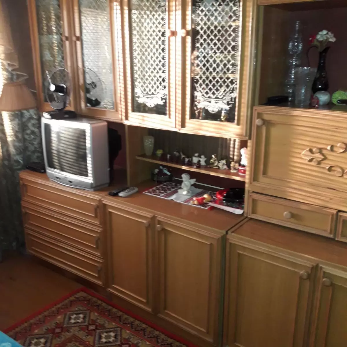 Продаж 4К Квартира  74 м.кв