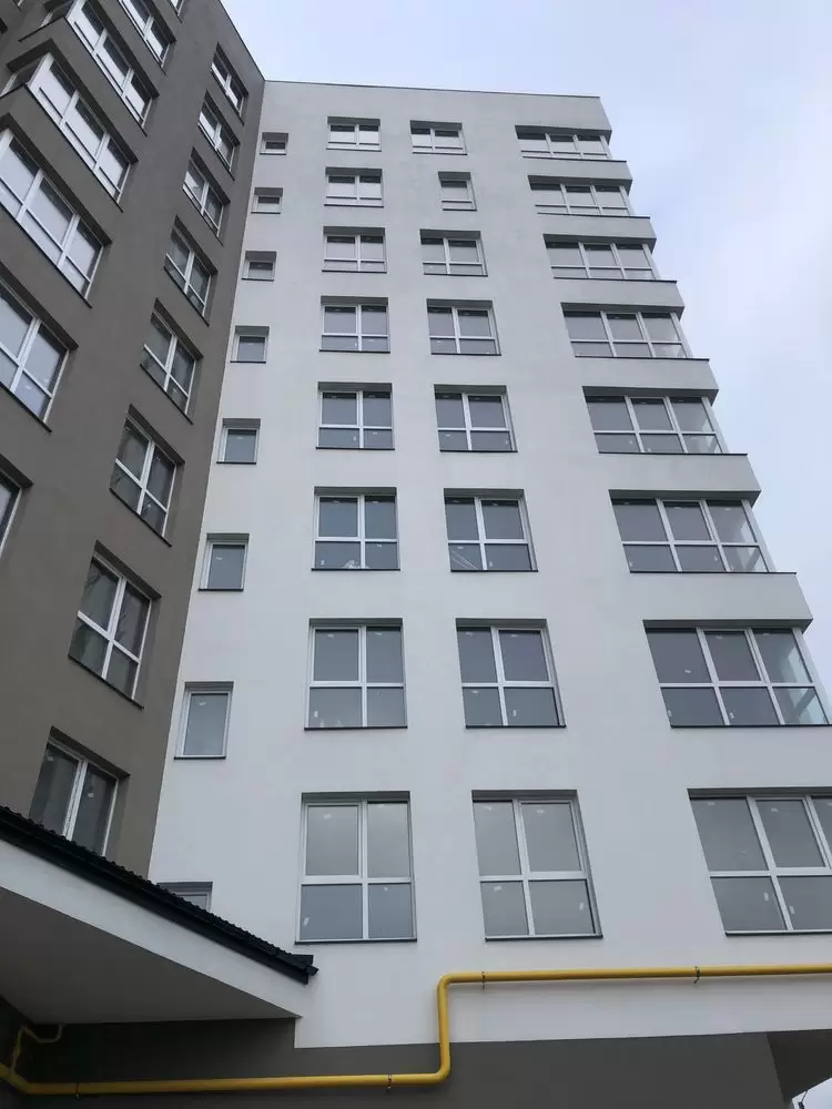Продаж 2К квартира  Львів, Очеретяна 10