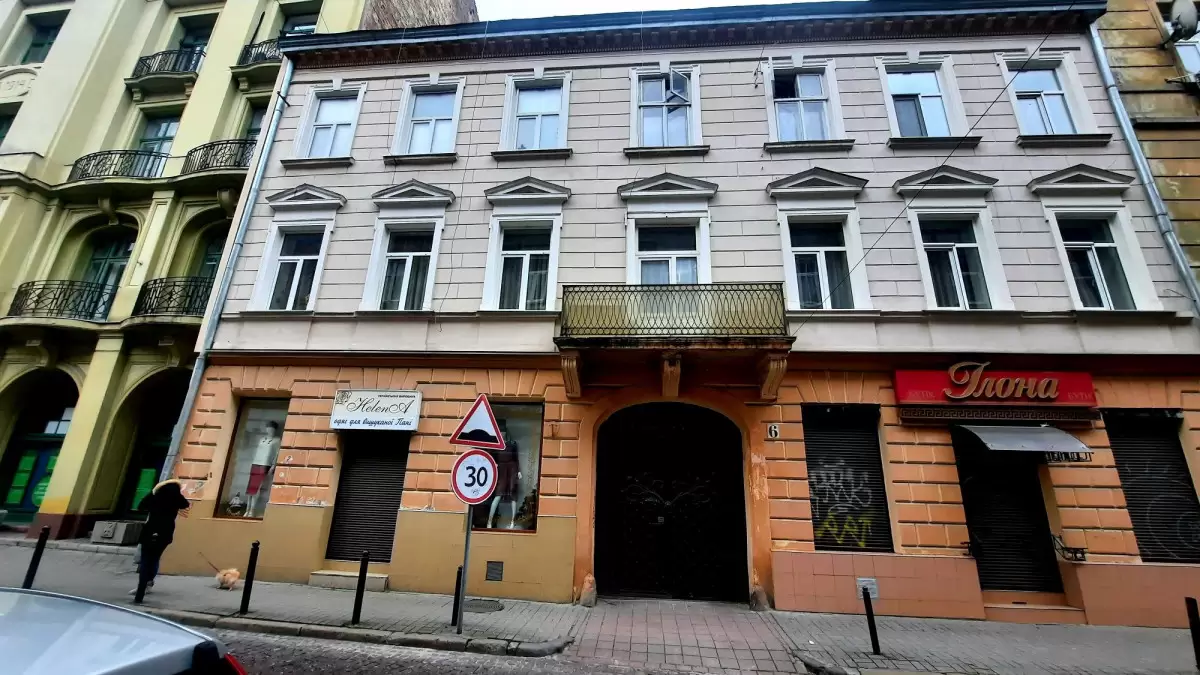 Продаж 2К квартира  Львів, вул.Менцинського (р-н Оперного театру - парк Костюшка)