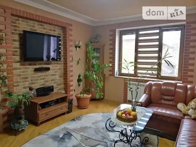 Продаж 4К квартира  Львів, Левандівка, Алмазна вул, 15 